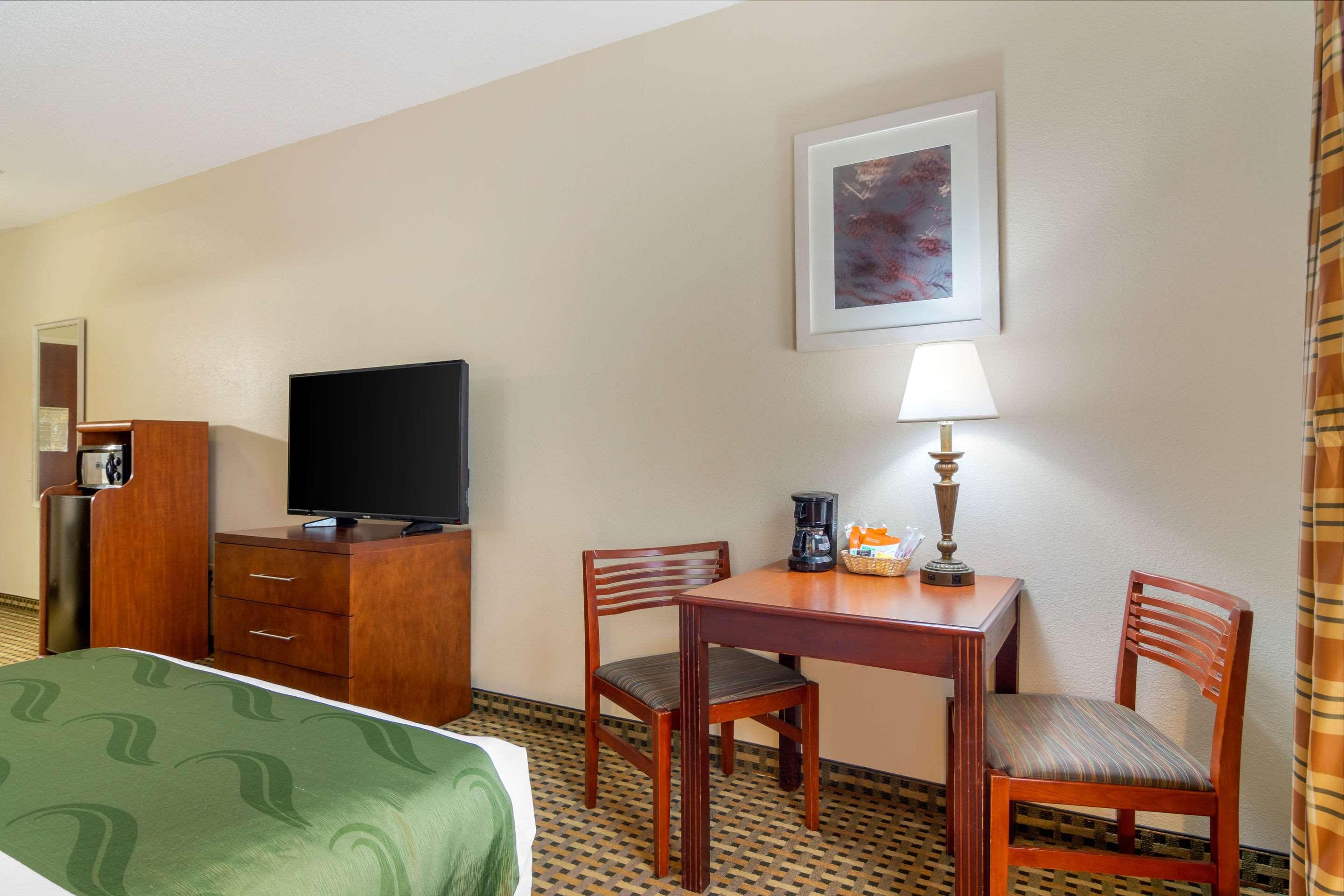 Quality Inn & Suites Decatur - Atlanta East Lithonia Ngoại thất bức ảnh